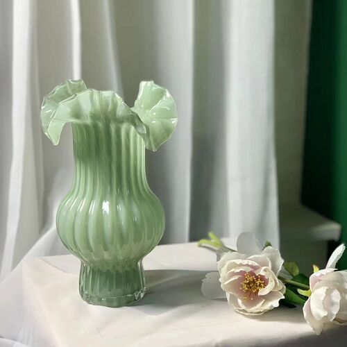French pleated vase, gentle purple decor, living room floral arrangement, high-end antique Fenton vase, housewarming gift