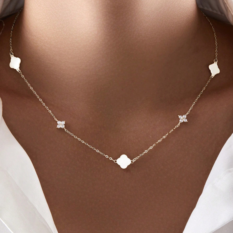 1 個の 925 シルバーかわいいライト高級ハイエンド人工ジルコン四つ葉のクローバーペンダントネックレス女性の日常着に適しています|undefined