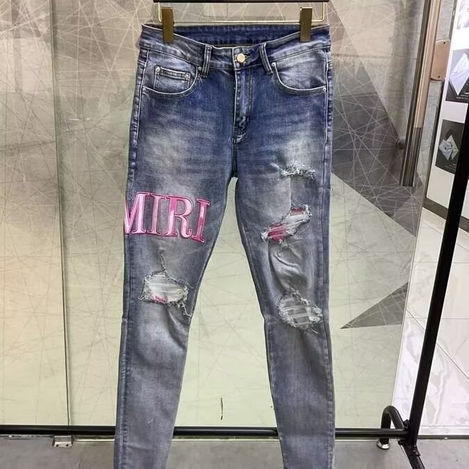 Designer's New Trendy Pink Ripped Jeans with Heavy Embroidery, European and American High Street Style, Vintage Distressed Stretch Denim for Men