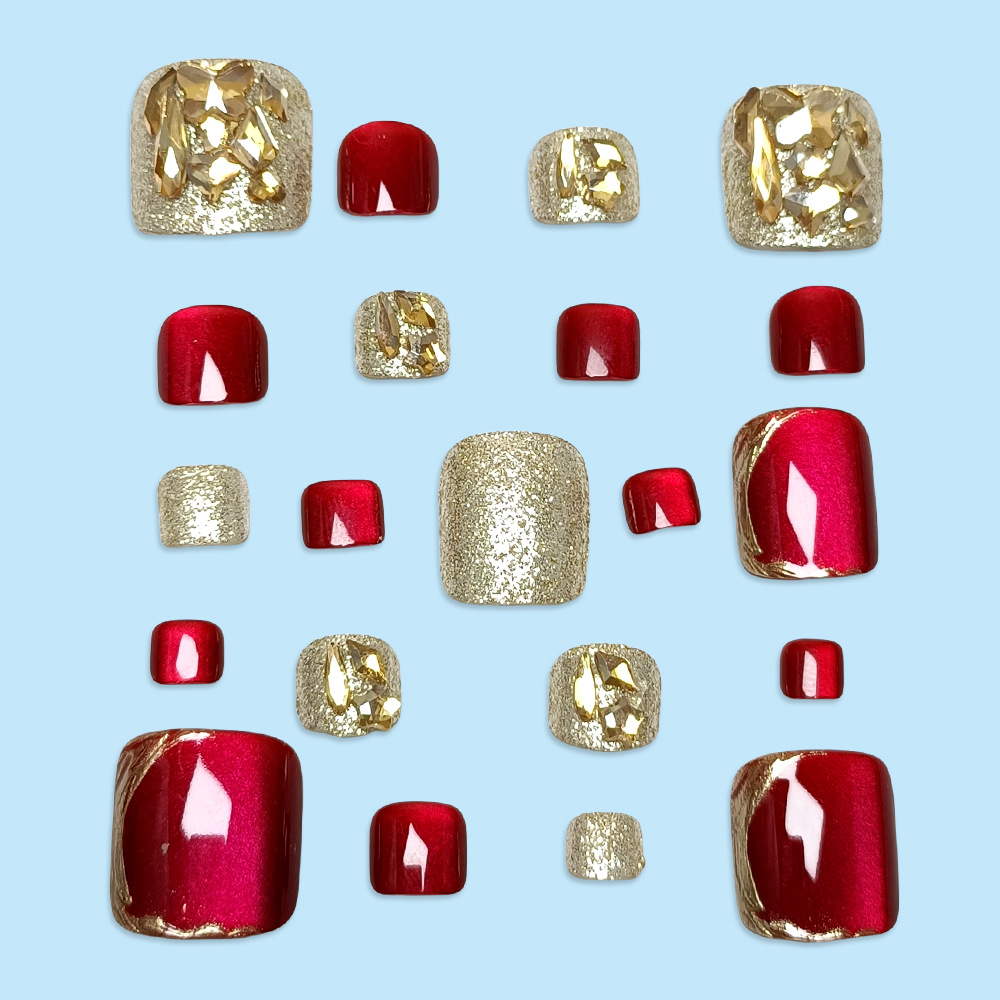Tabletas de uñas de diamantes de imitación dulces y frescos, uñas de vestir de ojo de gato con borde dorado rojo, brillo dulce, parche de uñas explosivo terminado