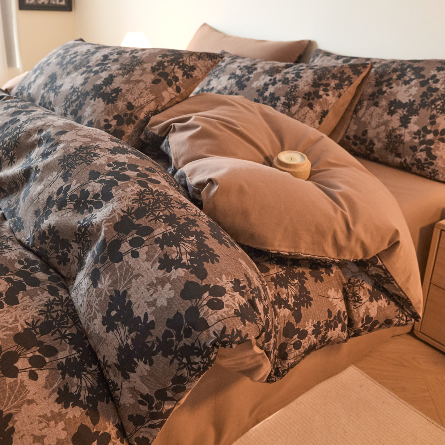 Xinjiang retro algodón de algodón de cuatro piezas A clase madre y bebé sábanas de cama desnudas cubierta ropa de cama de algodón conjunto de tres piezas