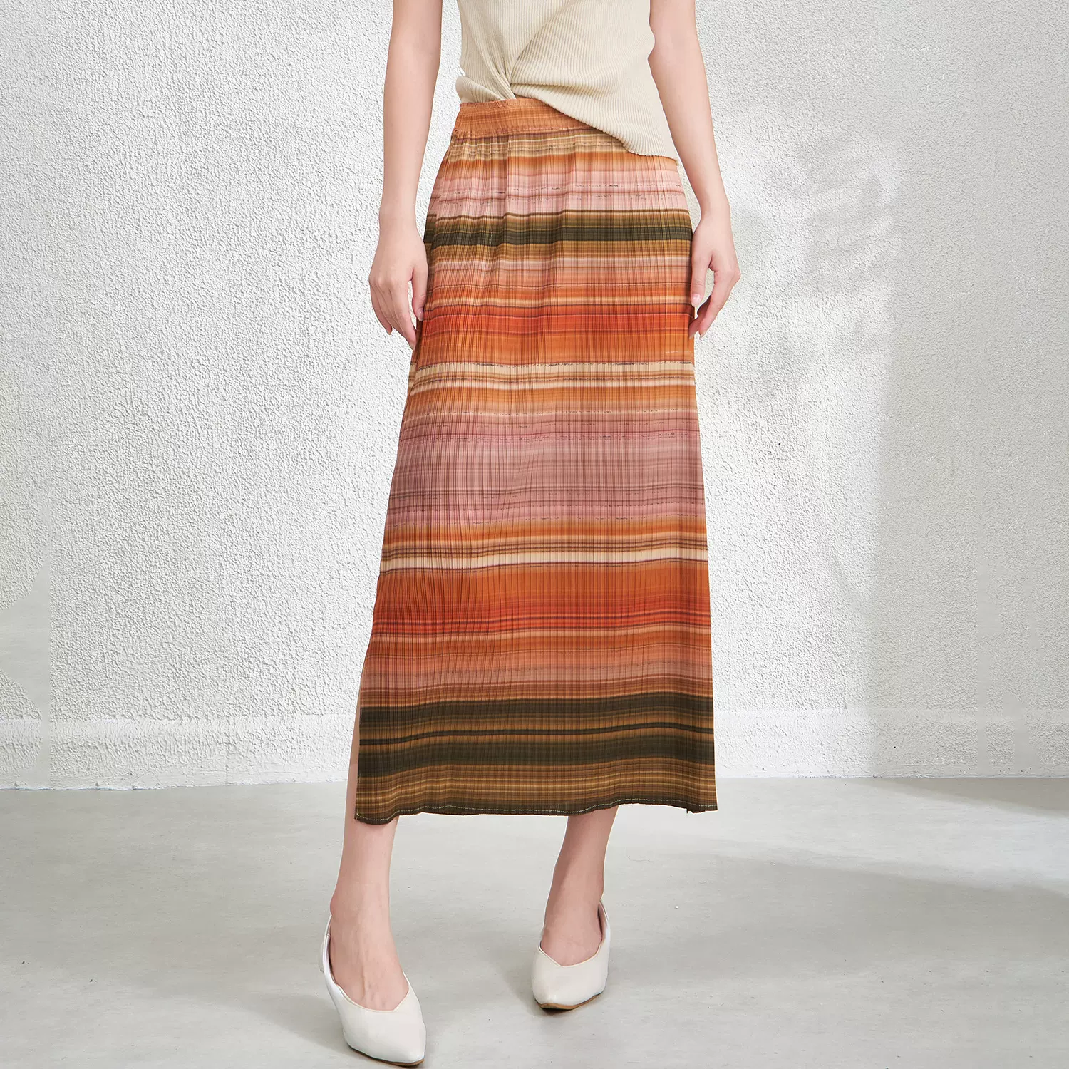 三宅气质直筒遮胯半身裙女春夏新款巨好看的撞色条纹中长褶皱裙子