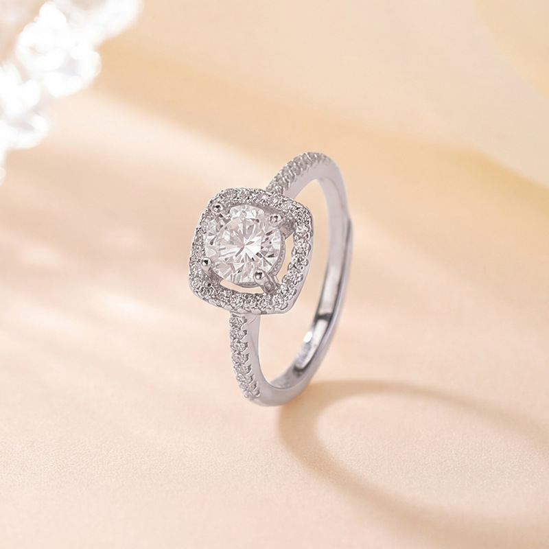 Nhẫn nữ bạc S925 đính đá Mosan hình vuông nhỏ phong cách hình học — Một mảnh