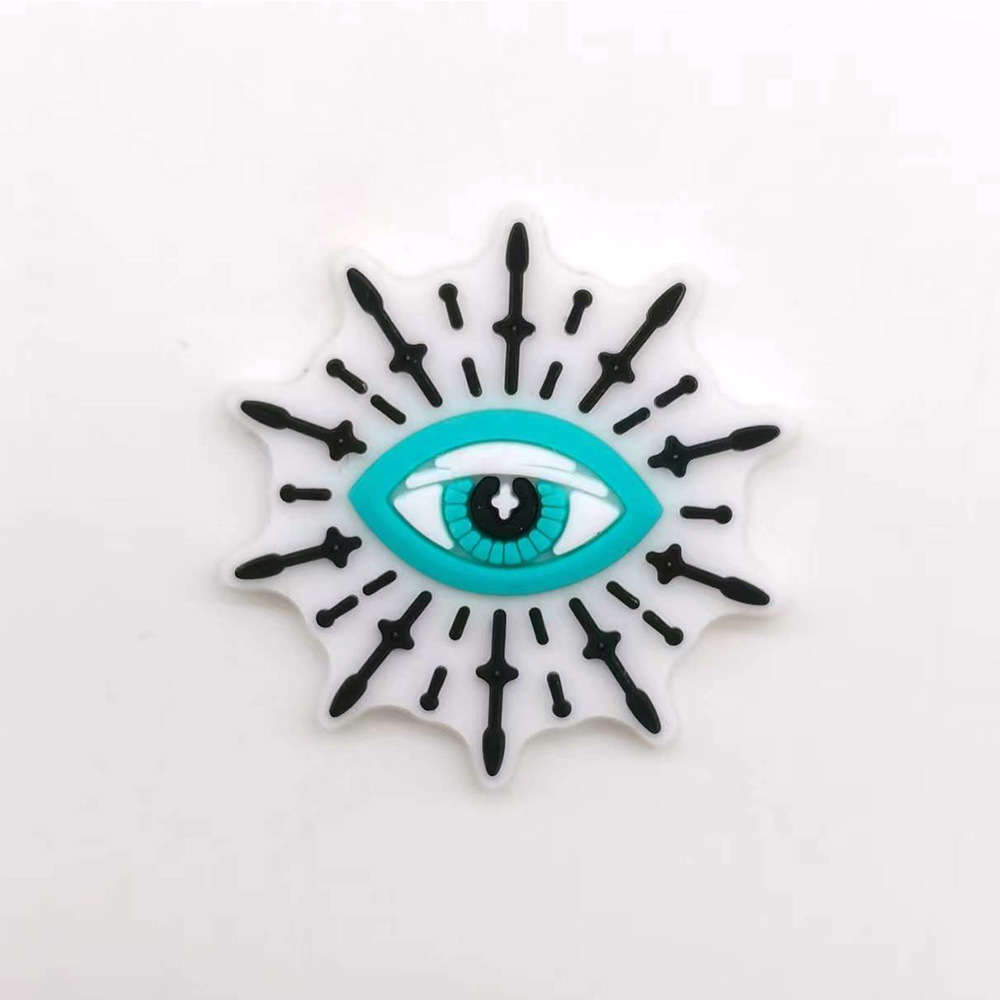 Bruja serie zapatos flor zapato hebilla PVC goma suave dibujos animados hebilla decorativa agujero zapatos pulsera con zapatos de jardín Accesorios