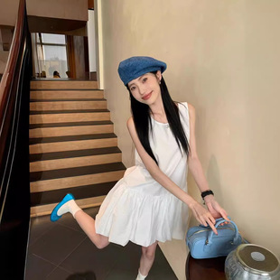 ��ɫ�o�䱳���B��ȹŮ�b�ļ��nϵ�����L���|С���ӌ��ɻ�����ȹ��