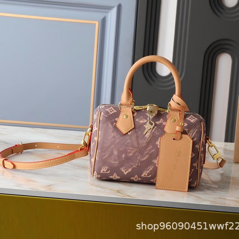 新款跨境男包女包黑武士枕头包波士顿女包旅行包出差包旅