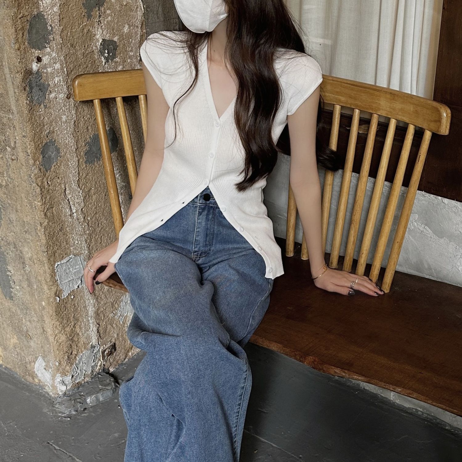 2026 Summer New Korean Style Fashion Short-Sleeve V-Neck T-Shirt Pure and Elegant Slim-Fit Versatile Base Shirt Trendy