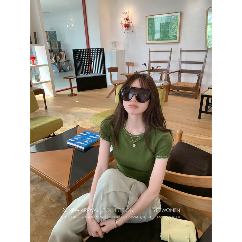 Rainbow Candy·Summer New Design Round Neck Slimming Look Right-Shoulder Short-Sleeved T-Shirt for Women Rainbow Candy·Summer New Design Round Neck Slimming Look Right-Shoulder Short-Sleeved T-Shirt for Women