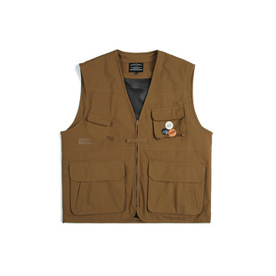 Fashionable outer 2024 Spring American retro multi-pocket workwear vest men's Japanese fashionable loose couple sleeveless jacket