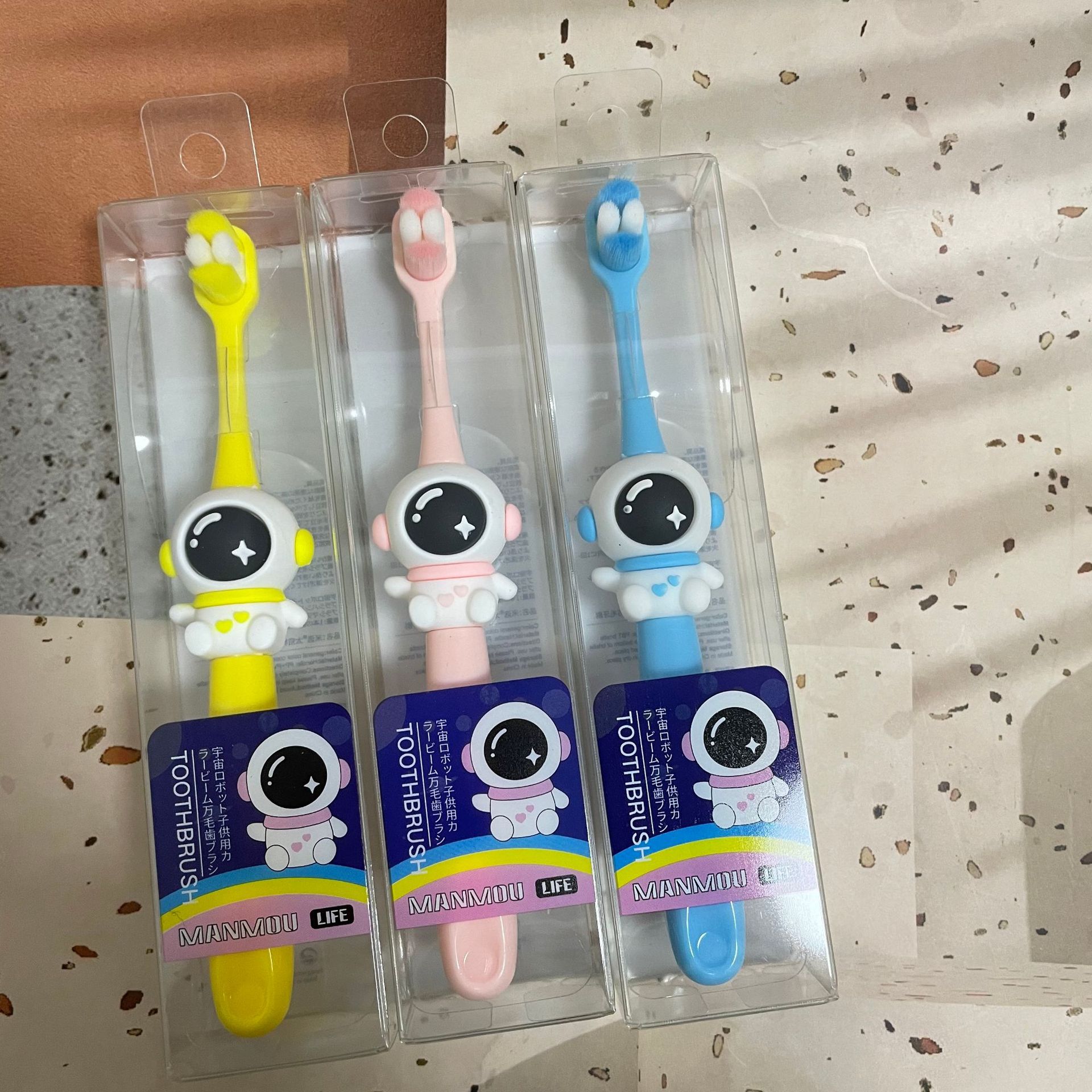 Factory wholesale children's soft toothbrush 3-14 years old baby beam ten thousand hair toothbrush tongue cleaning toothbrush for boys and girls