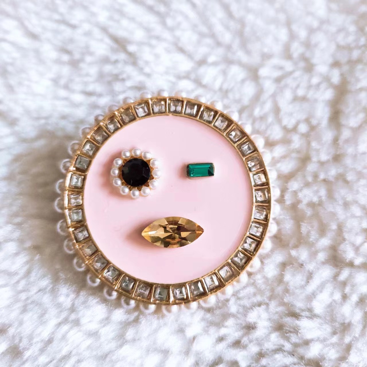 Elegant Pin Mouth Lips Flower Alloy Zircon Women's Silk Scarf Scarf Ring Corsage display picture 2