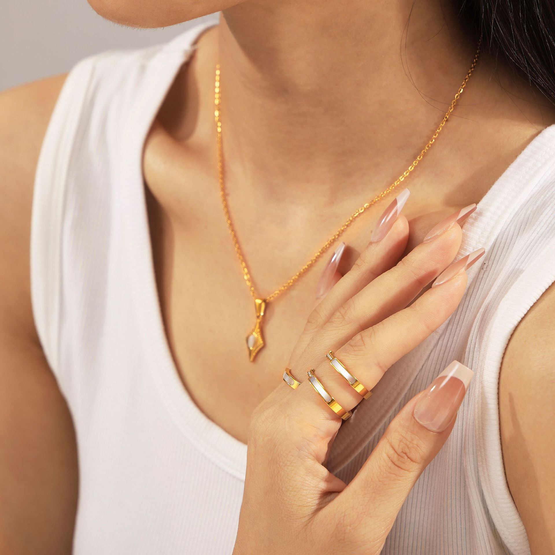 European And American Ins Style Four Star Cat Eye Stone Pendant Titanium Steel Lock Chain Sea Shell Ring Necklace Ring Niche Set_voghion.com