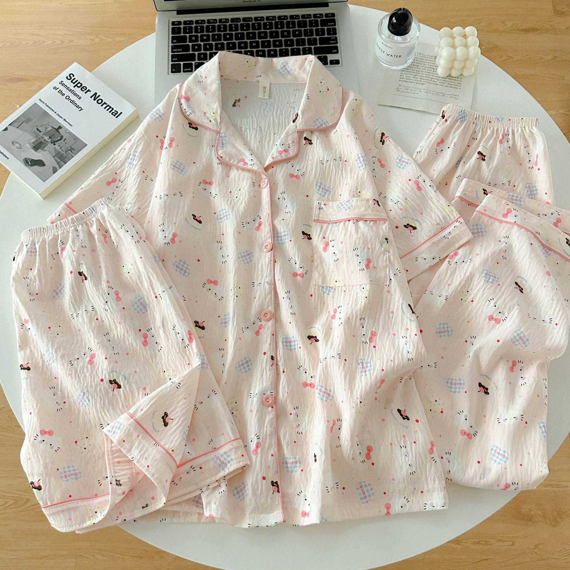 Al por mayor transfronterizo de tres piezas nubes algodón pijama cardigán con solapa mangas cortas pantalones cortos de dibujos animados a cuadros ropa para el hogar