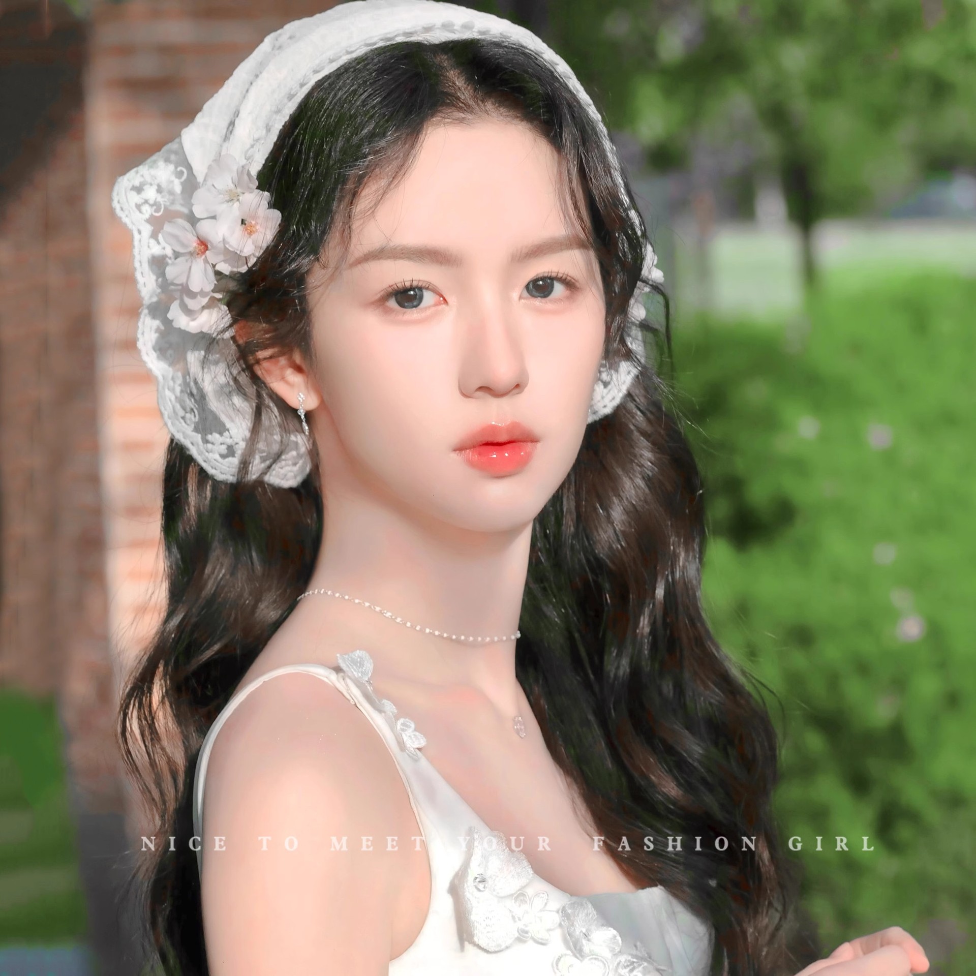 Bandera de encaje blanco en una toalla triangular francesa en una toalla cuadrada sombrero buñuelo pastoral viento semana también el mismo estilo de joyas para el cabello mujeres