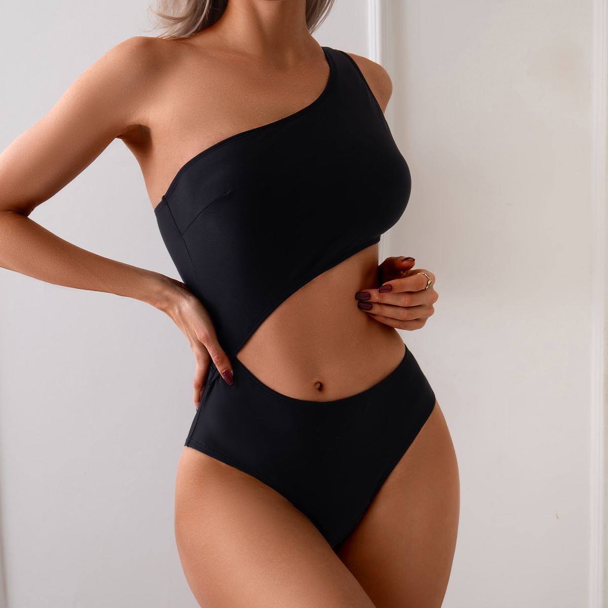 2025 New Aliexpress European and American One-Shoulder Sexy Bikini Hot Spring Swimwear Hot Spring Beach One-Piece Swimsuit for Women