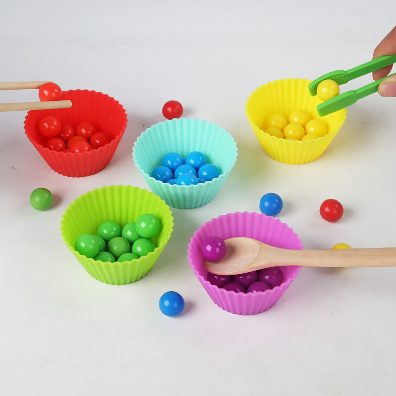 El juego de combinación de cuentas de clip de tubo de ensayo para niños beneficia la inteligencia, el ejercicio cognitivo del color, la coordinación mano-ojo, la educación temprana Montessori