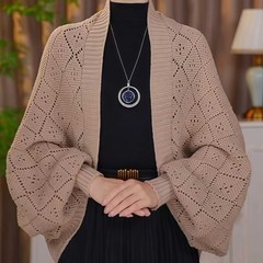 2025秋冬季新款方格针织百搭多功能保暖披肩围巾两用宽松外搭开衫