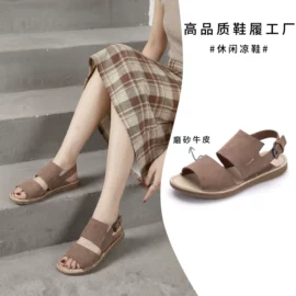 女式休闲单鞋;女式皮靴;平底拖鞋