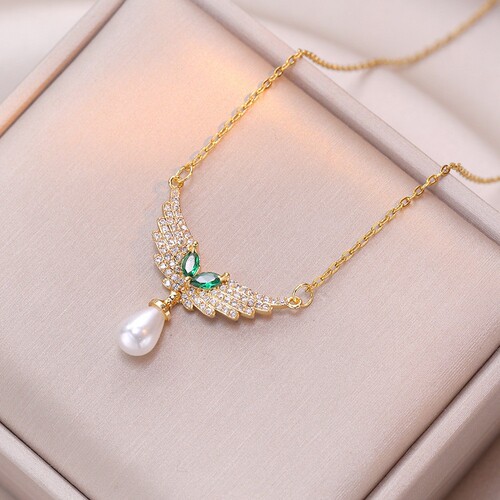 Fashion Heart Minimalist Design Versatile Elegant Simple Charming Necklace Pendant Clasp Lockchain Accessory for Women