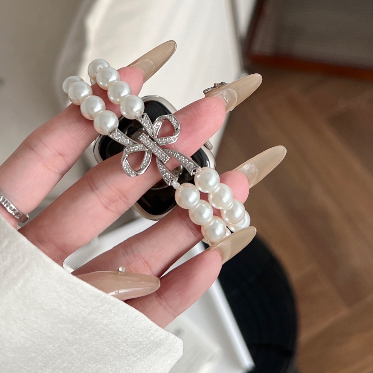 Bow Pearl Bracelet for applewatch10 Apple Watch with iwatch9 Generation 876 Women