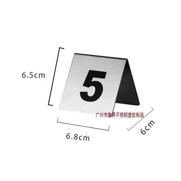 Triangle pedestal/Silver (05)