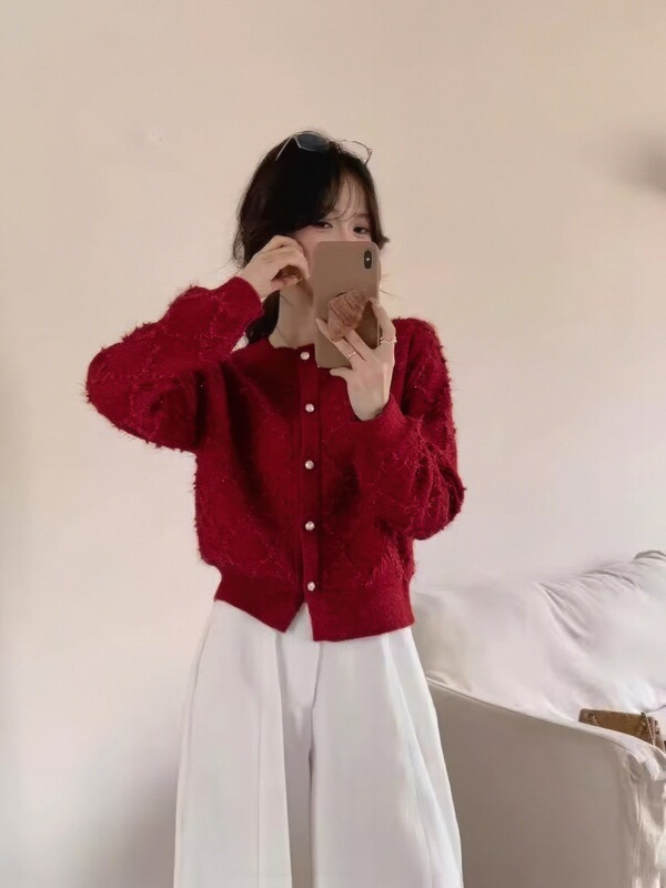 实拍小清新软糯毛衣外套秋冬女穿搭2025新款短款针织开衫上衣|undefined