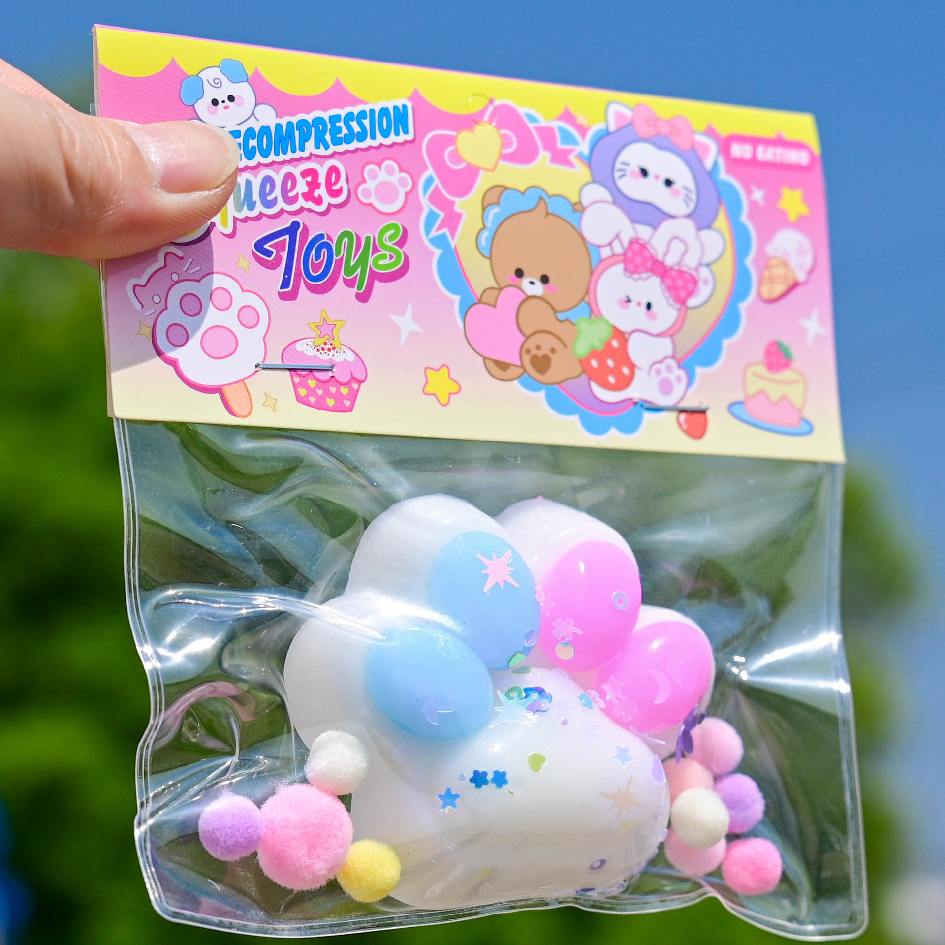 Pequeño libro rojo con garras de gato ultra suaves pellizco juguetes de descompresión divertidos juguetes de simulación de alimentos pellizco tpr artefacto de descompresión