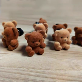 搪胶公仔;圆珠笔中油笔;中性笔