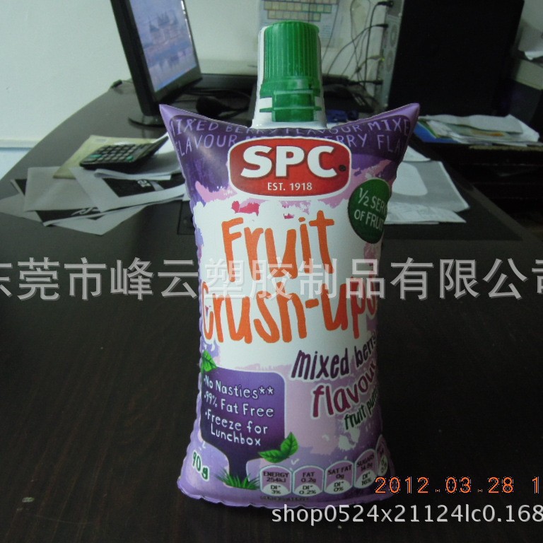 供应PVC充气模型吹气奶茶杯装气模吹气饮料广告瓶模型印刷 LOGO