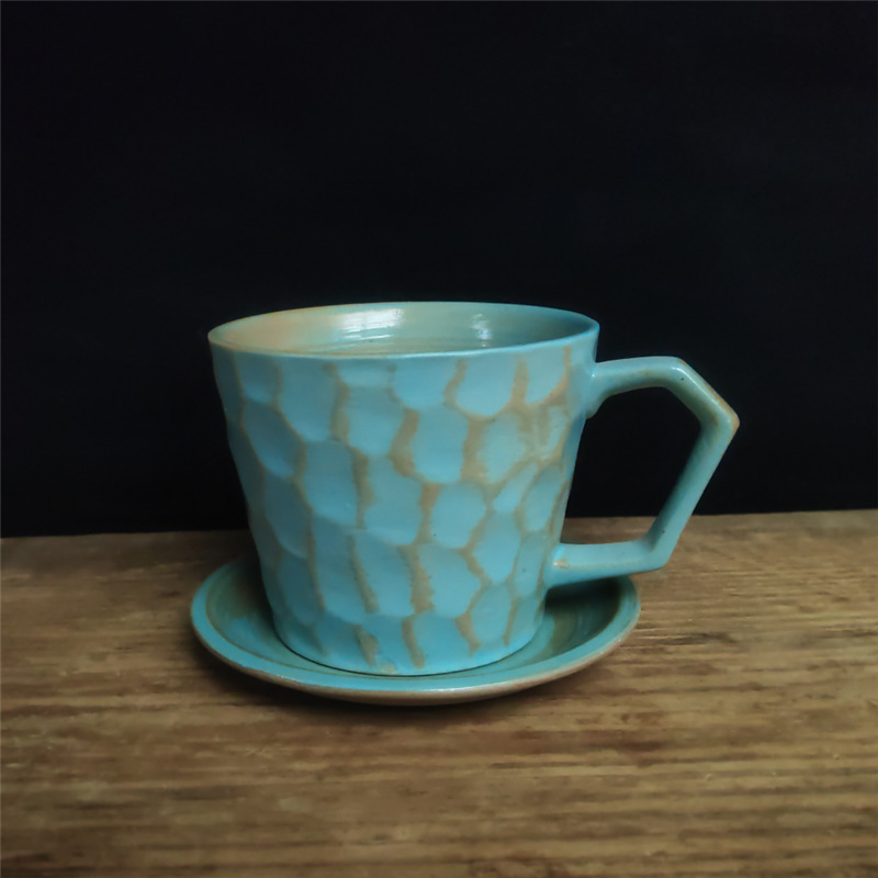 Knife Cut Coffee Cup Disc