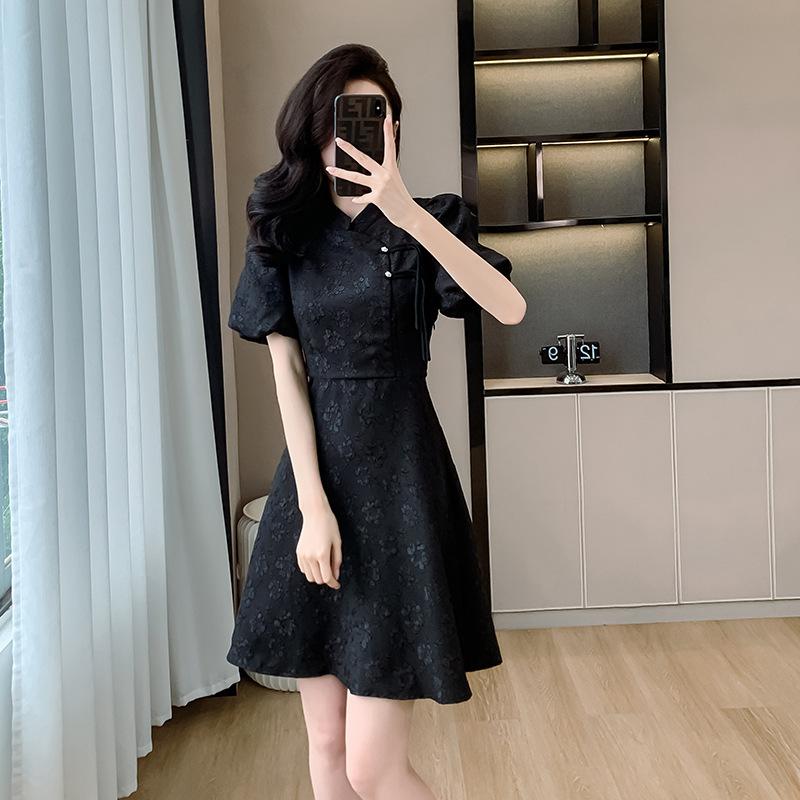New Chinese Style National Style Improved Cheongsam dress Women's 2024 Summer New Retro Buckle Hanfu Small Black Dress with Vertical Collar