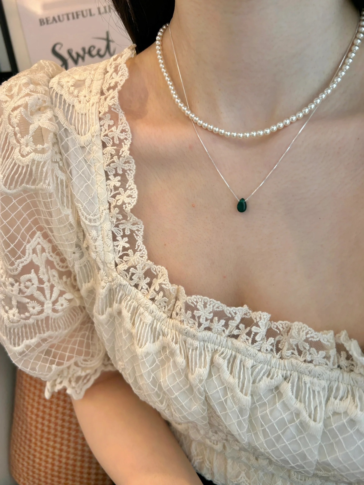 1 Piece Quantity 925 Sterling Silver Chalcedony Geometric Water Droplets Pendant Necklace