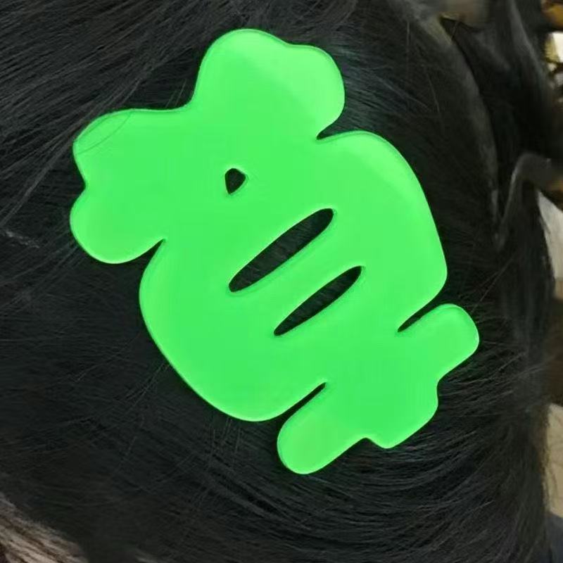 7067 2D Text Hairpin-Green Grass