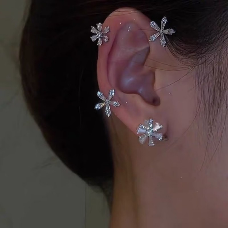 Fashion Flower Copper Plating Flowers Artificial Gemstones Earrings