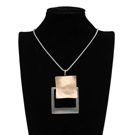 项链;毛衣链;吊坠