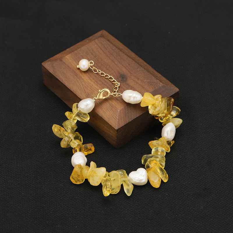 Citrine spaced white pearl bracelet