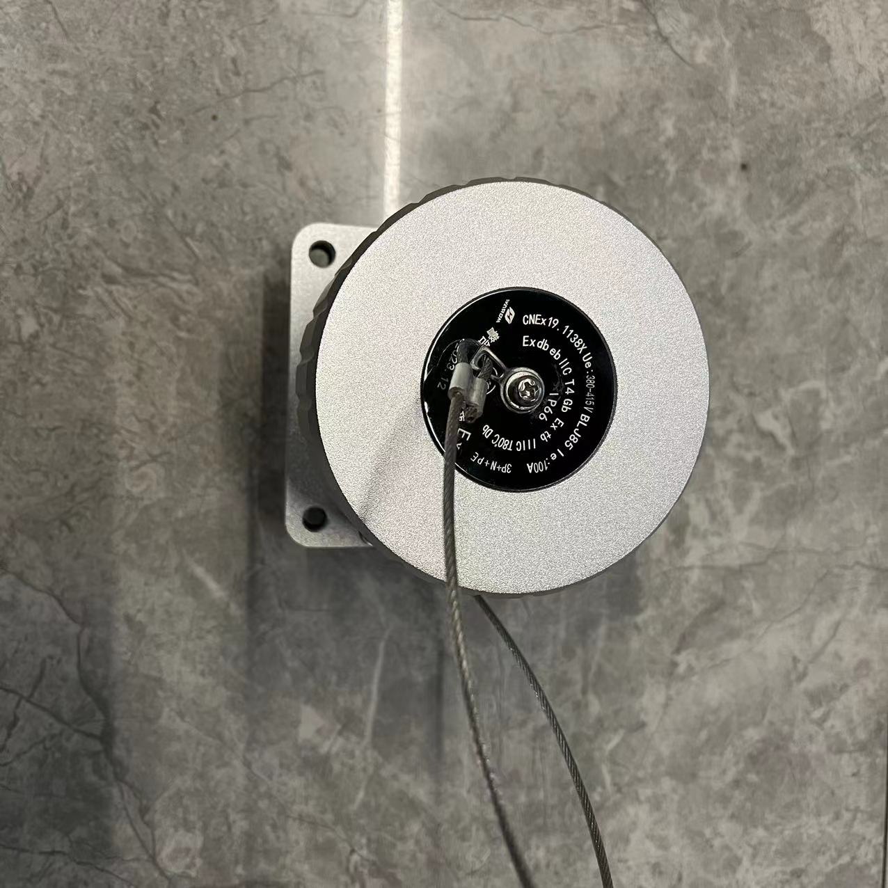 华荣飞策新黎明防爆插销AC-16A防爆插头插座 三芯 五芯直插斜插