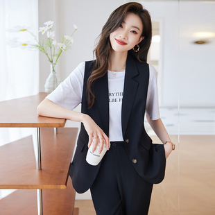 ��ɫ�R�����bŮʿ����С����Ӣ���L�����|���e�����ɼ���