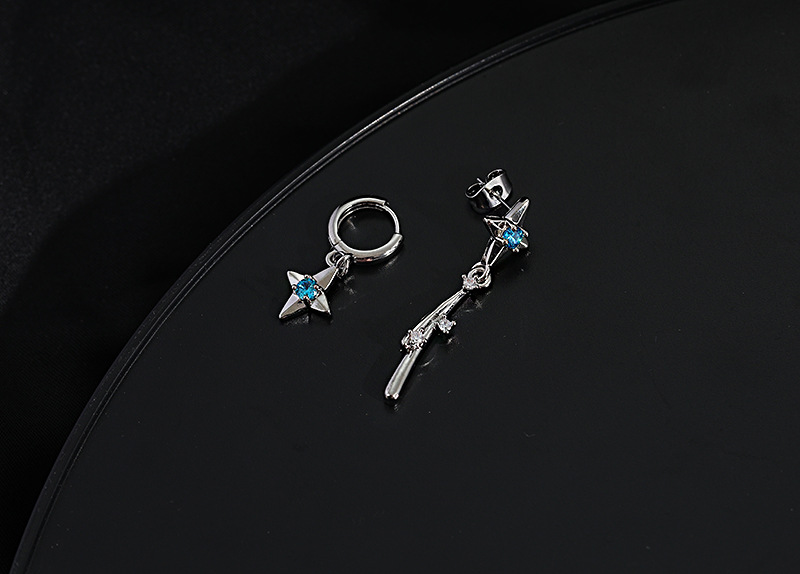 Fashion Asymmetric Star Shaped Copper Women Long Zircon Earrings display picture 1