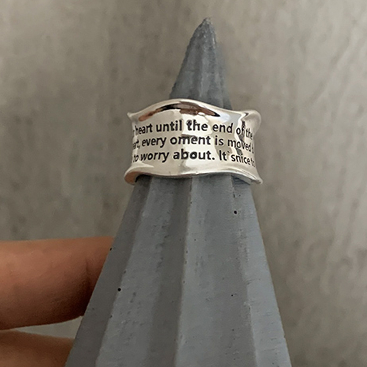 Retro Silver Letter Ring For Women Adjustable High-end Jewelry_voghion.com