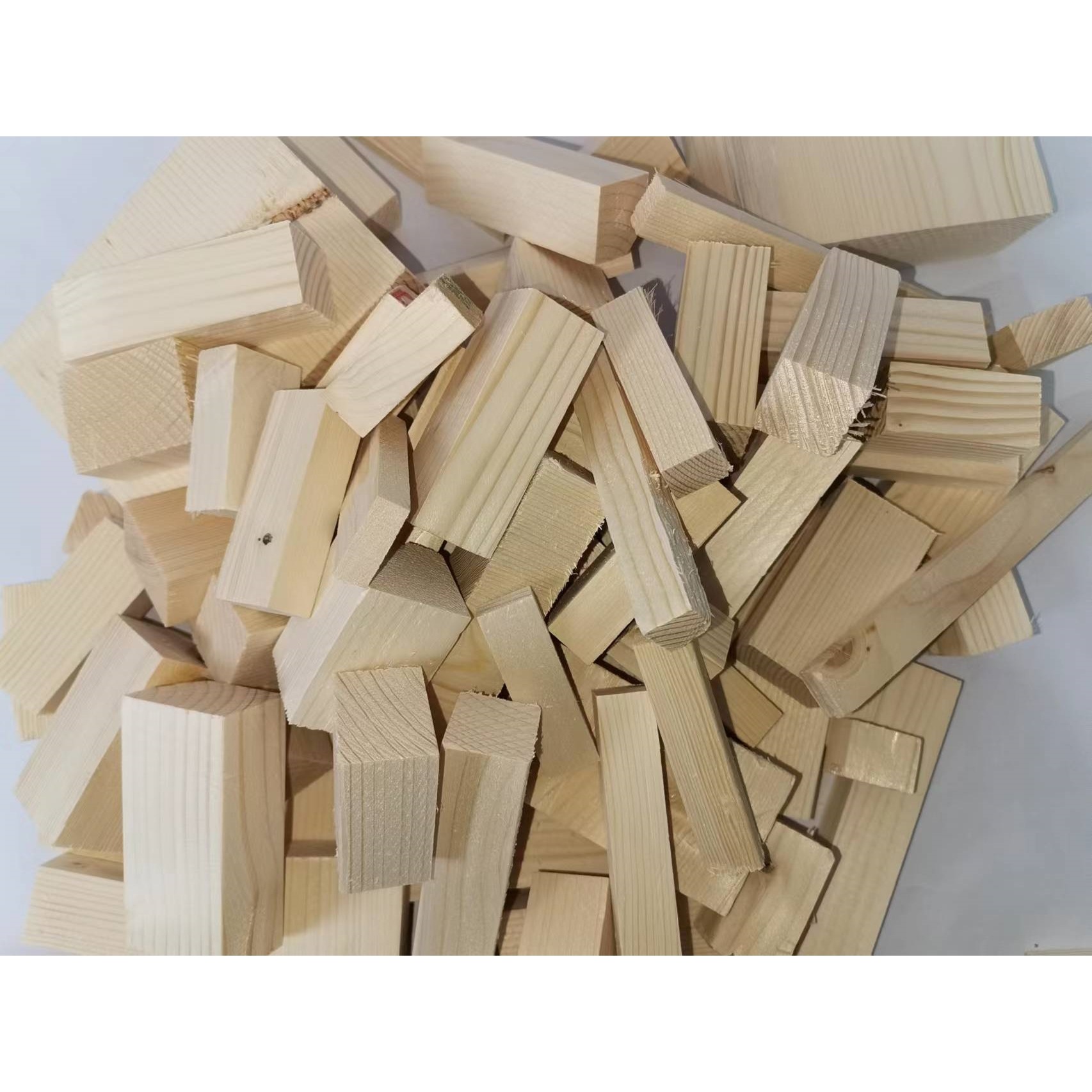 户外露营野炊干木柴进口烘干柴原木木材边角木料烧火柴火灶炒菜篝