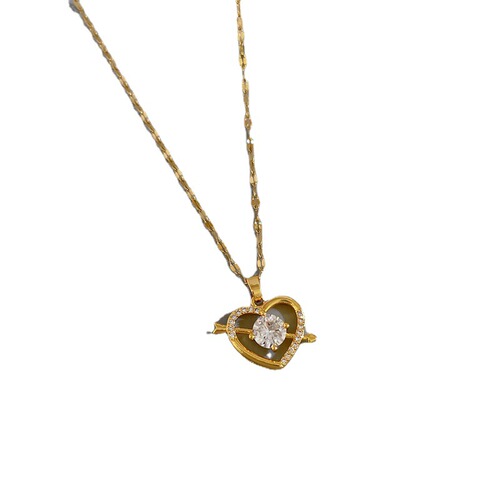 [Titanium Steel] An arrow piercing the heart, Japanese and Korean sweet style gift necklace, Internet celebrity versatile clavicle chain titanium steel chain