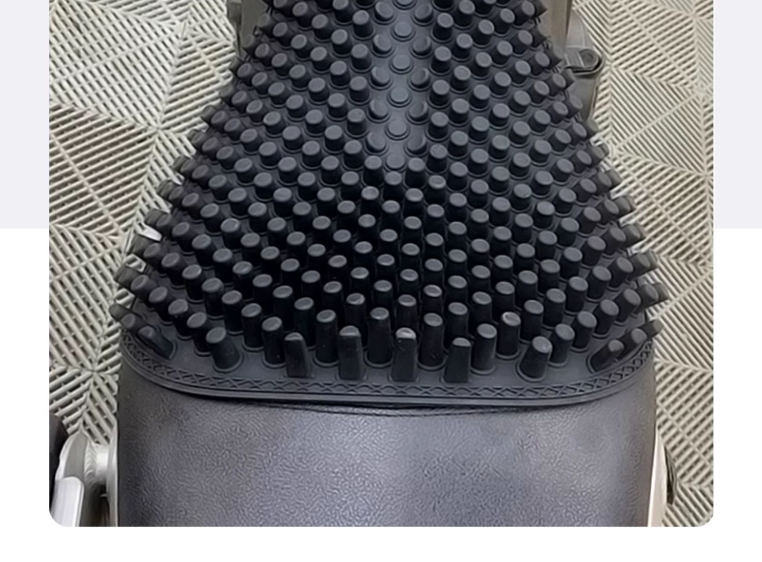 Suitable for Summer Motorcycle Seat Cushions, Silicone Sun Protection and Waterproof Seat Cushions, Electric Vehicle Takeout, Breathable, Ventilated and Shock-Absorbing Isolation