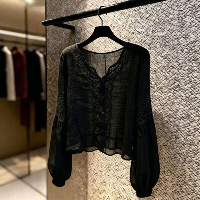 Fashionable black lace splicing shirt for women, 2026 summer new style, loose and slimming V-neck casual top, trendy Fashionable black lace splicing shirt for women, 2026 summer new style, loose and slimming V-neck casual top, trendy