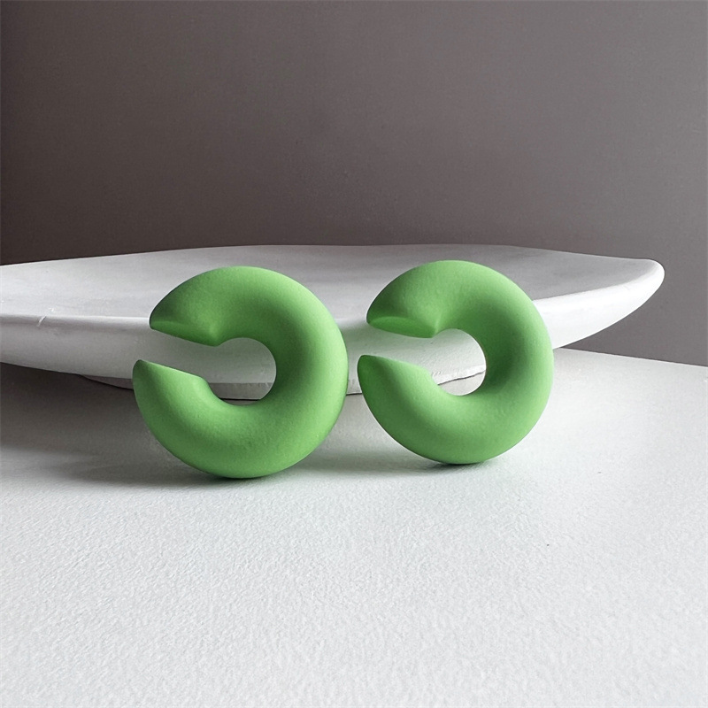8g Weight Ear Cuffs Classification 1 Piece Quantity Holiday, Daily Occasion Acrylic Material C Shape Pattern Unisex Gender Plating Design Sweet Style 1 Piece Sweet C Shape Plating Arylic Ear Cuffs 10