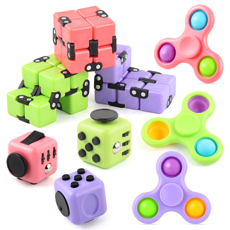 Transfronterizo nuevo traje de descompresión de segundo orden infinito cubo dados de tres agujeros burbuja música dedo Gyro nuevo juguete exótico
