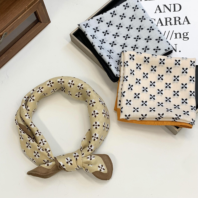 Bufandas de seda para mujeres 2025 otoño y invierno nuevo estilo de moda universal de alta sensación de algodón bufandas de seda al por mayor