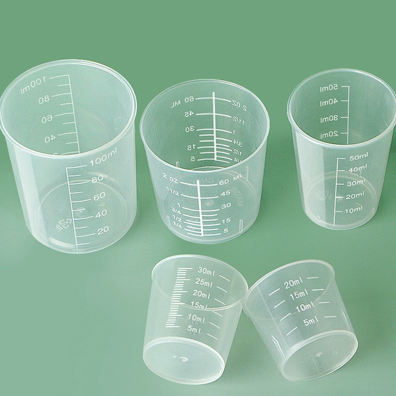 Оптовая продажа пластиковых мерных стаканчиков с мерной шкалой 10 15 20 30 50 100 мл, новые мерные стаканчики из ПП пластика