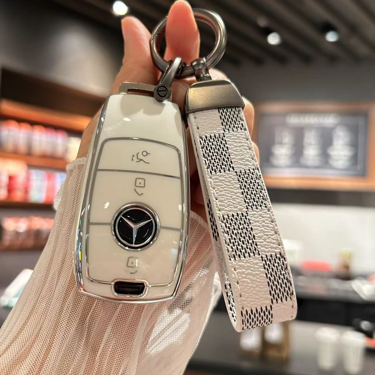 For Mercedes-Benz e300l key cover c260l bag c200l buckle a200l shell gle class glc300l car gla200