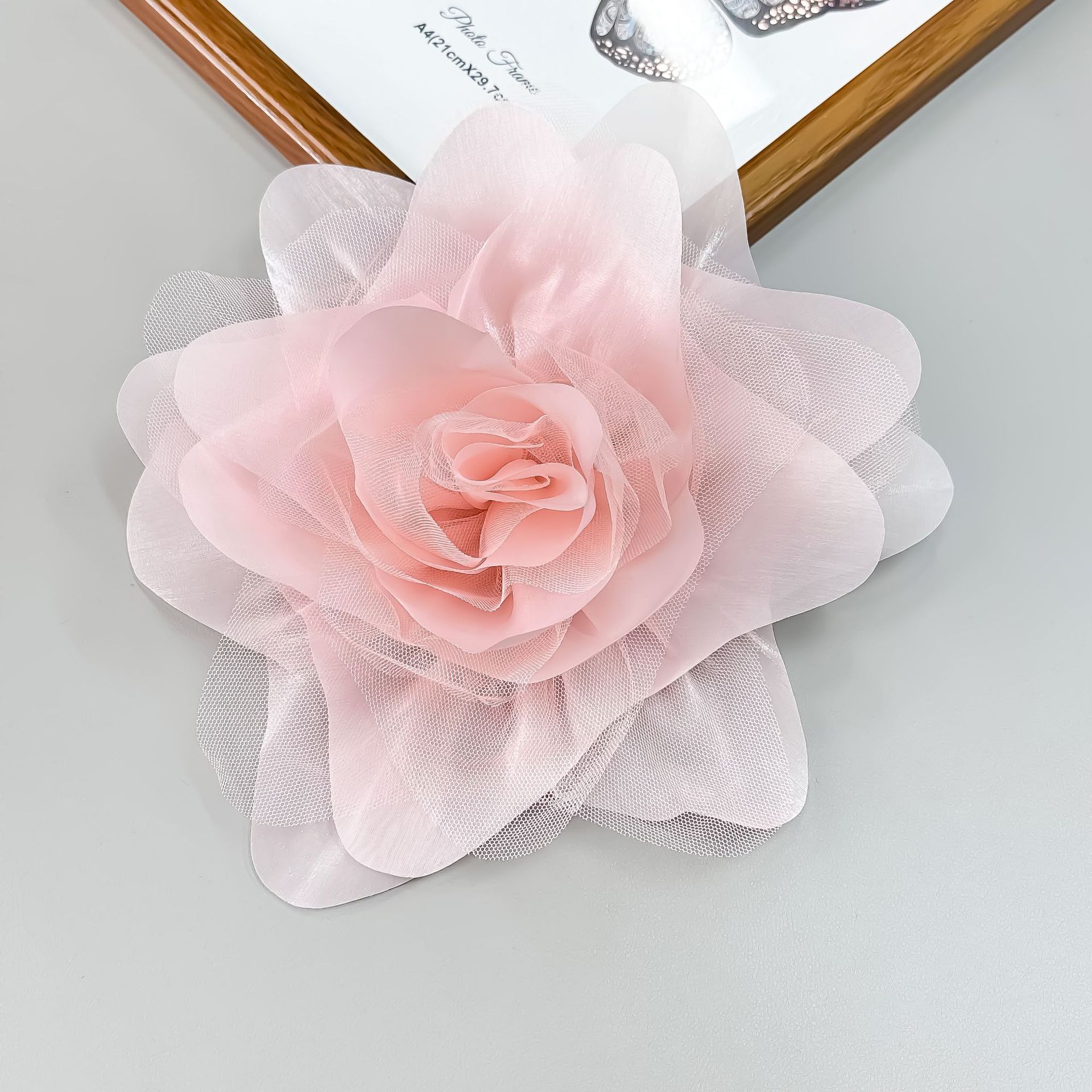 27cm hilo de malla plegada francesa gran flor flor hecha a mano accesorios de ropa accesorios de decoración broche accesorios al por mayor